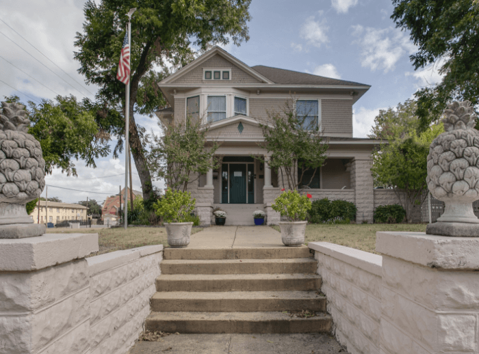 before image of exterior of house